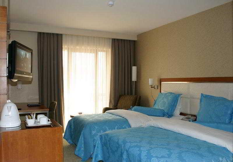 Houston 4*